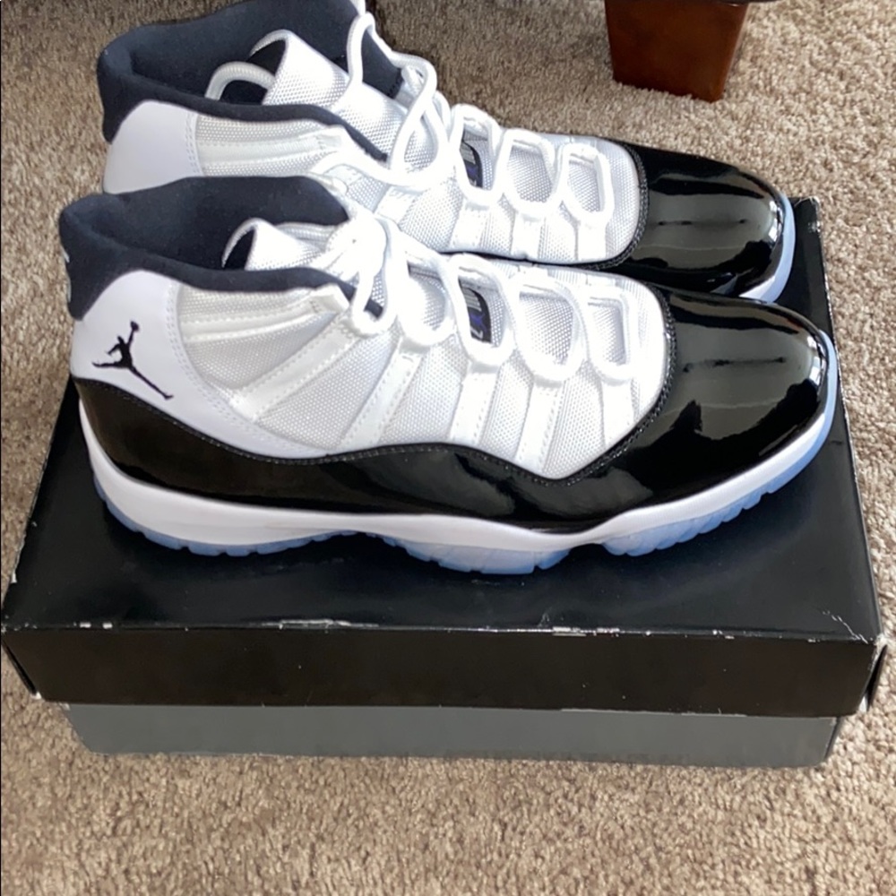 Nike Mens Air Jordan Retro 11s